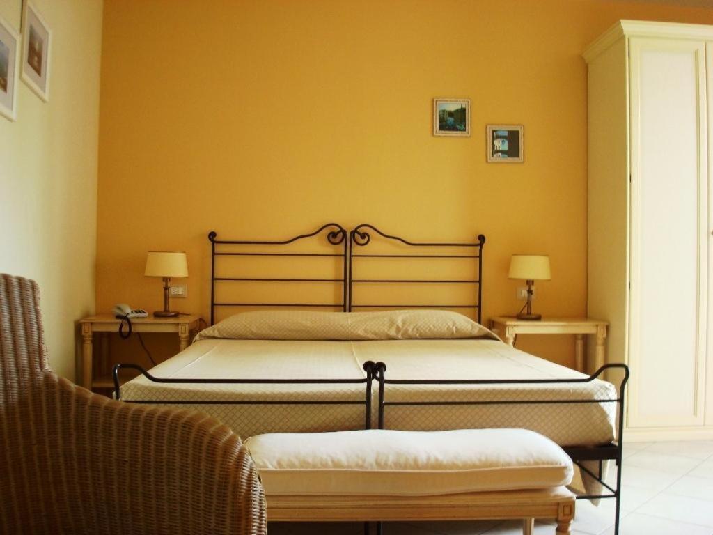 Villa Elite Resort Limone sul Garda Exteriör bild